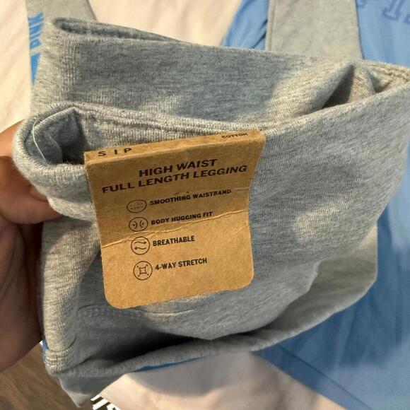 PINK Victorias Secret short sleeve shirt and leggings set - Picture 5 of 7